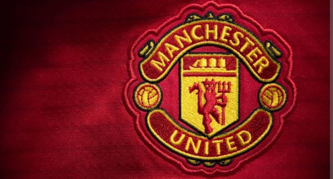 Manchester United bir Katarlı iş insanına 6 milyar Euro'ya satıldı.