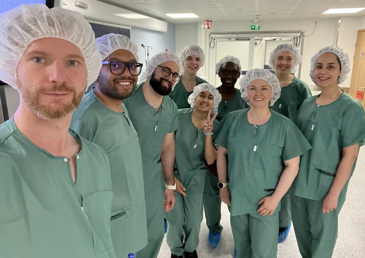 We are going to become doctors - the PhD kind though 😂 It's still important to understand what THAT kind of doctors do and how hospitals treat brain related diseases.  #neuroinnovation #brainhealth #phdlife #hospitalvisit #research #msca #horizon2020 #cooperation
