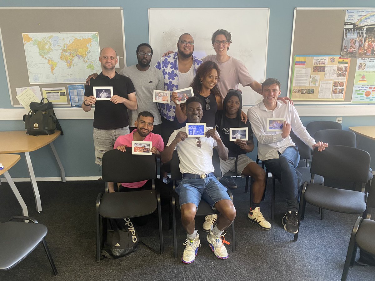 Synergy_Theatre's tweet photo. So great to catch up with some of the team from our recent performance project. Thank you again @morleycollege for allowing us into your space once again. And we now look ahead to the next steps for this amazing company. #nextsteps #company #Toogether https://t.co/wKqOfLvJdR