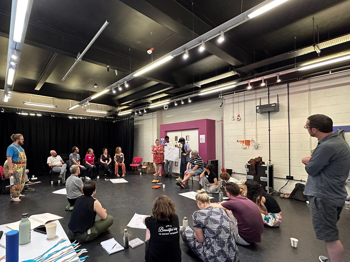 YTArtsScot's tweet photo. Another roasting day in Glasgow for our #BuzzNetwork lab! Thanks @Glasgow_Ignite, @RCStweets, @BOPTheatre and @TheSolarBear! They shared valuable insights into creating pathways for d/Deaf artists, engaging New Scots, and supporting disabled creatives with our European cohort π https://t.co/0EZNiC7dFp