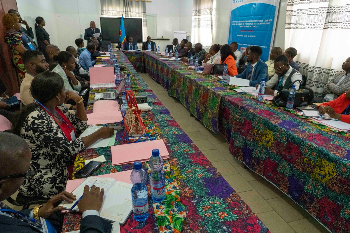 UNESCOKinshasa's tweet photo. #UNESCORDC appuie les ministères en charge de l’#Education dans le processus de ratification de 3 #Conventions sur l’éducation. Le Ministre de l’ Enseignement Supérieur et Universitaire #ESU, dans son mot d’ouverture, a rappelé l’urgence de ratifier lesdites conventions. #COMNAT https://t.co/0yaXAMO8tl