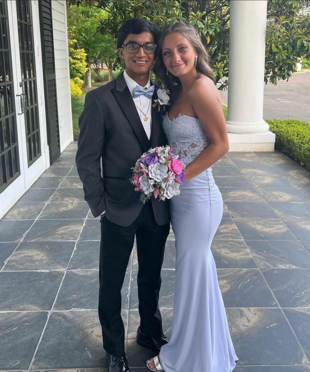 chazmatazztr's tweet photo. Ashish looking good in a grey dinner jacket from Chazmatazz Formalwear of Toms River!!!
https://t.co/gOx5dyqYL9
#OceanCounty #prom2023 #chazmatazzstyle #dinnerjacket https://t.co/WMtMW8lCD7
