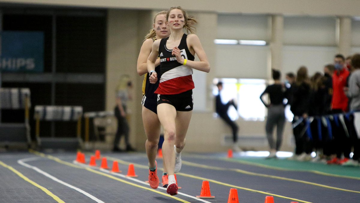 .@CSB_Athletics Athlete of the Year nominee Fiona Smith of @SAINTBENEDICTXC & @CSBTF, a junior math major from Dhahran, Saudi Arabia, won 2 @NCAADIII indoor titles (3K, 5K), had 3, 2nd place finishes outdoor (5K, 10K) & cross country with 7 @MIAC titles.  

#BennieNationProud