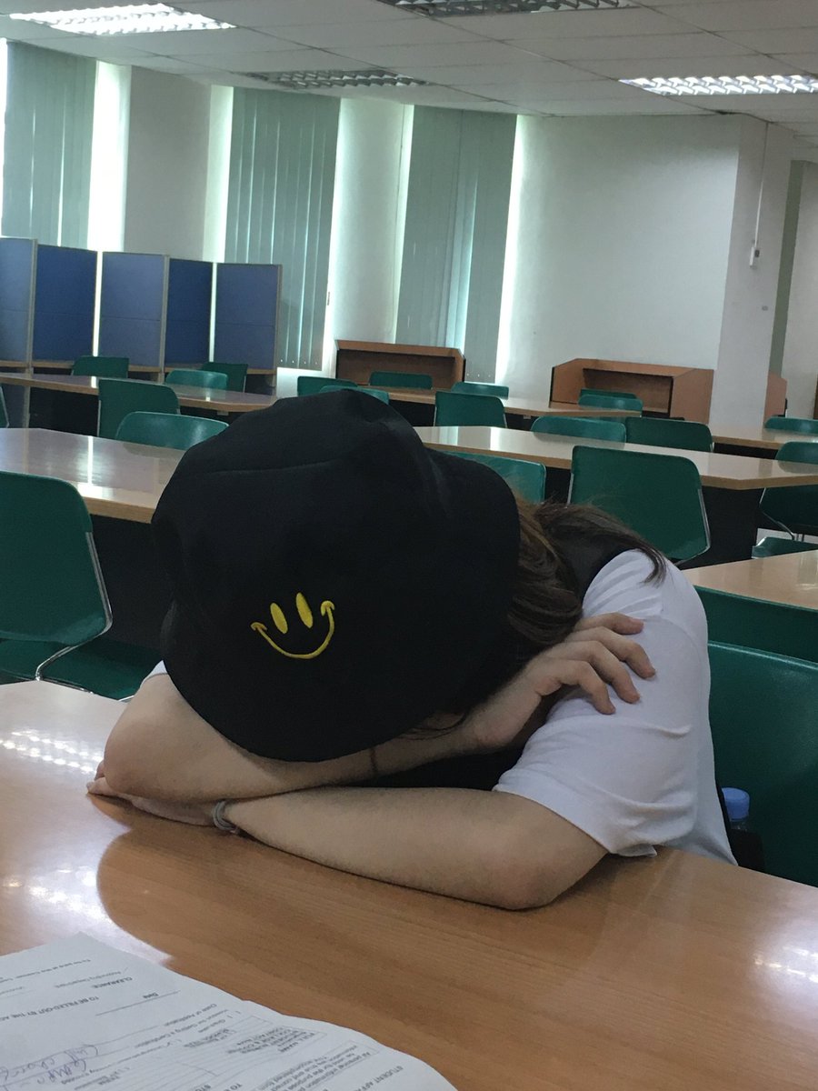lllleryc_'s tweet photo. Mood. https://t.co/eDw4qV4F8k