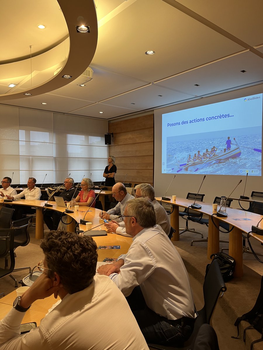 Contribuer à changer le regard sur l'échec entrepreunarial est la raison d'être de <a href="/60000Rebonds/">6000 rebonds</a>. Soirée Mécènes sous le signe de #engagement #solidarité #partage