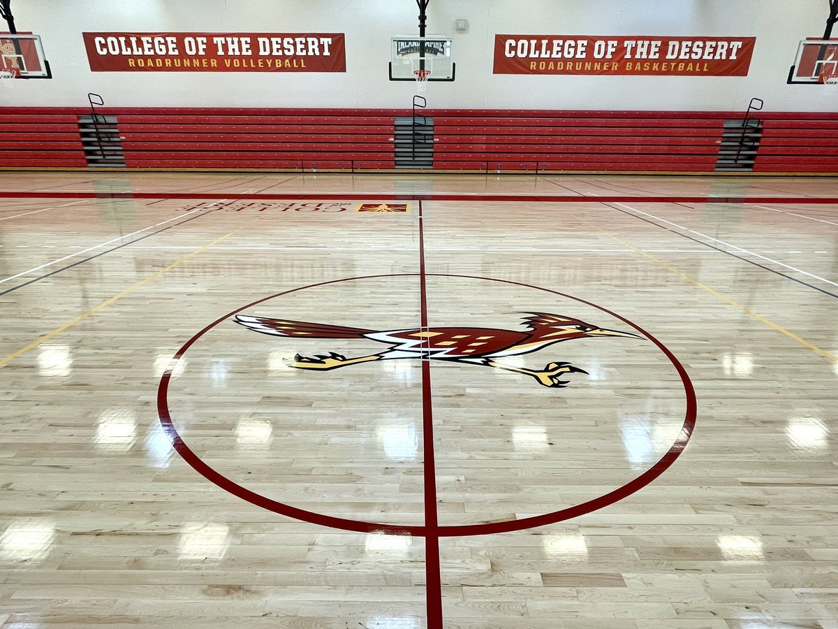 COD_Athletics's tweet photo. New Gym Floor to kickoff summer practices! 🤩 #lettheworkbegin https://t.co/AiLoo2ew2K