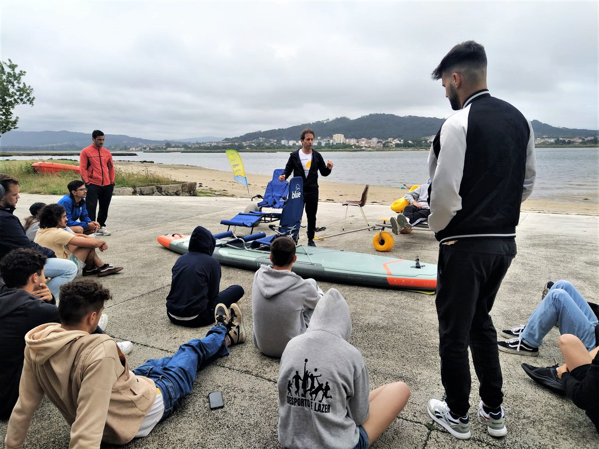ipvc_twit's tweet photo. #Estudantes da #Licenciatura de #DesportoeLazer, no âmbito do módulo de #StandUpPaddle, da #ESDLIPVC, tiveram uma sessão de sensibilização de #SUPAdaptado recentemente, dinamizada pela equipa de Desporto Para Todos da #APPACDM de Viana do Castelo! 🌊 https://t.co/OKgSEfjlmJ