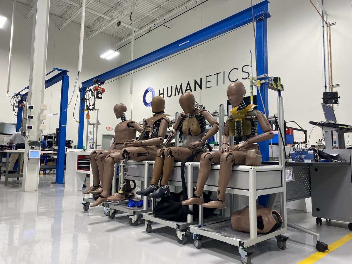 Barney Loehnis tweet media