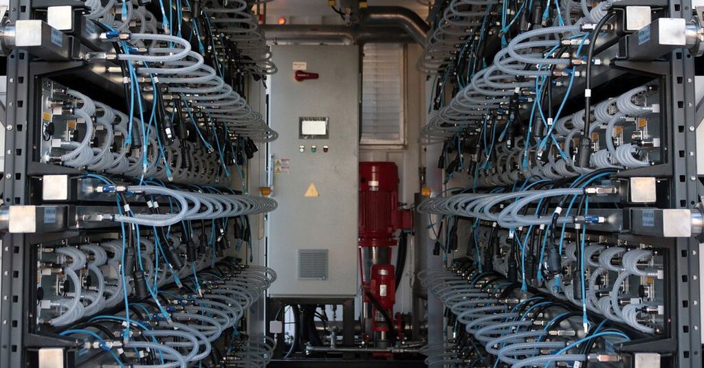 fccripto's tweet image. Bitmain’s S19 Bitcoin Miners Account for Bulk of Network Hashrate, Says New Research 

By CD Read more: CoinDesk: Bitcoin, Ethereum, Crypto News and Price Data 
 The bitcoin network’s energy efficiency has improved dramatically in the past five years.
Publish at: June 13, 20…