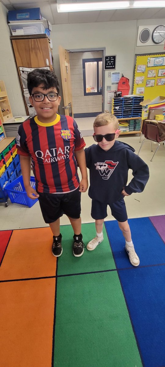 MzEngasser's tweet photo. It was sunglasses and dance party today for Day 2 on the countdown. https://t.co/BQaiueP5ck