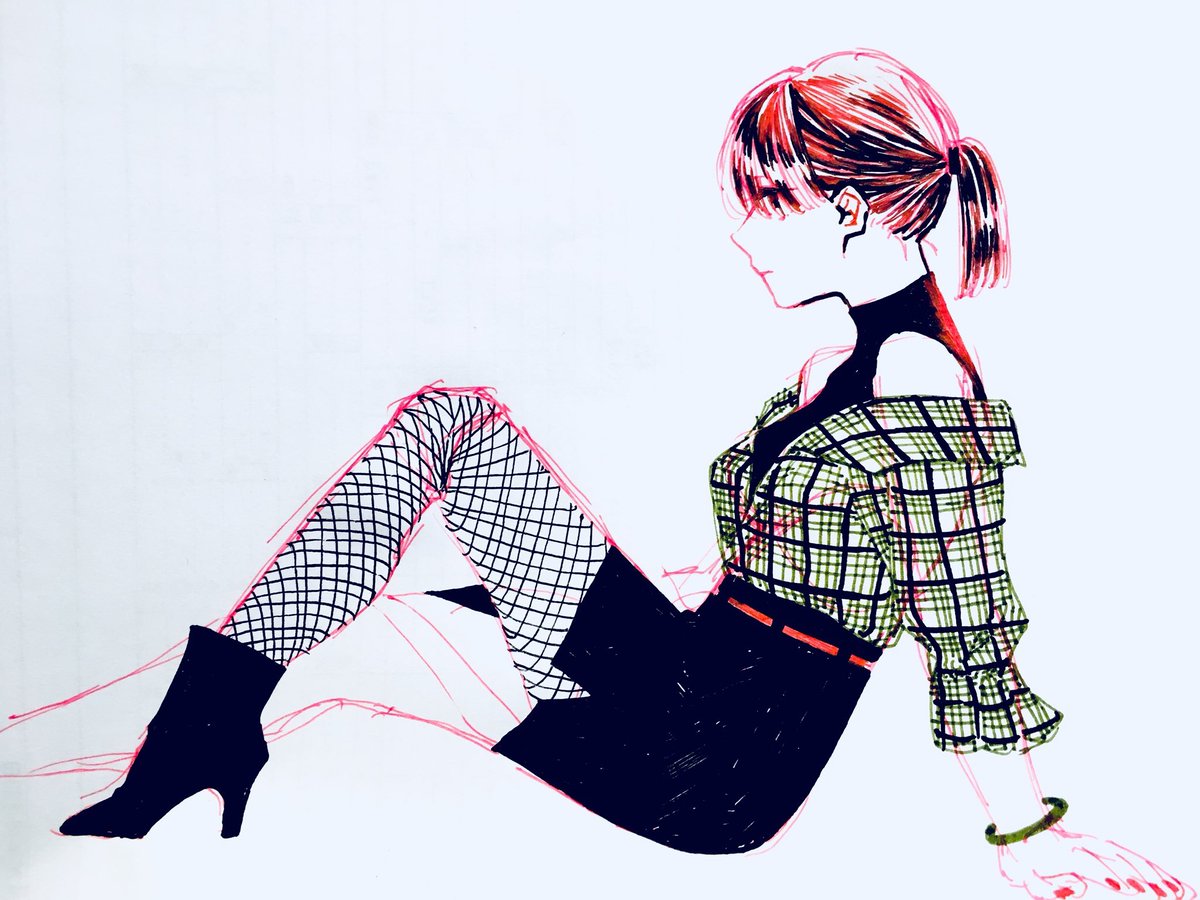 服の模様を服の流れに沿って描くの好きすぎる