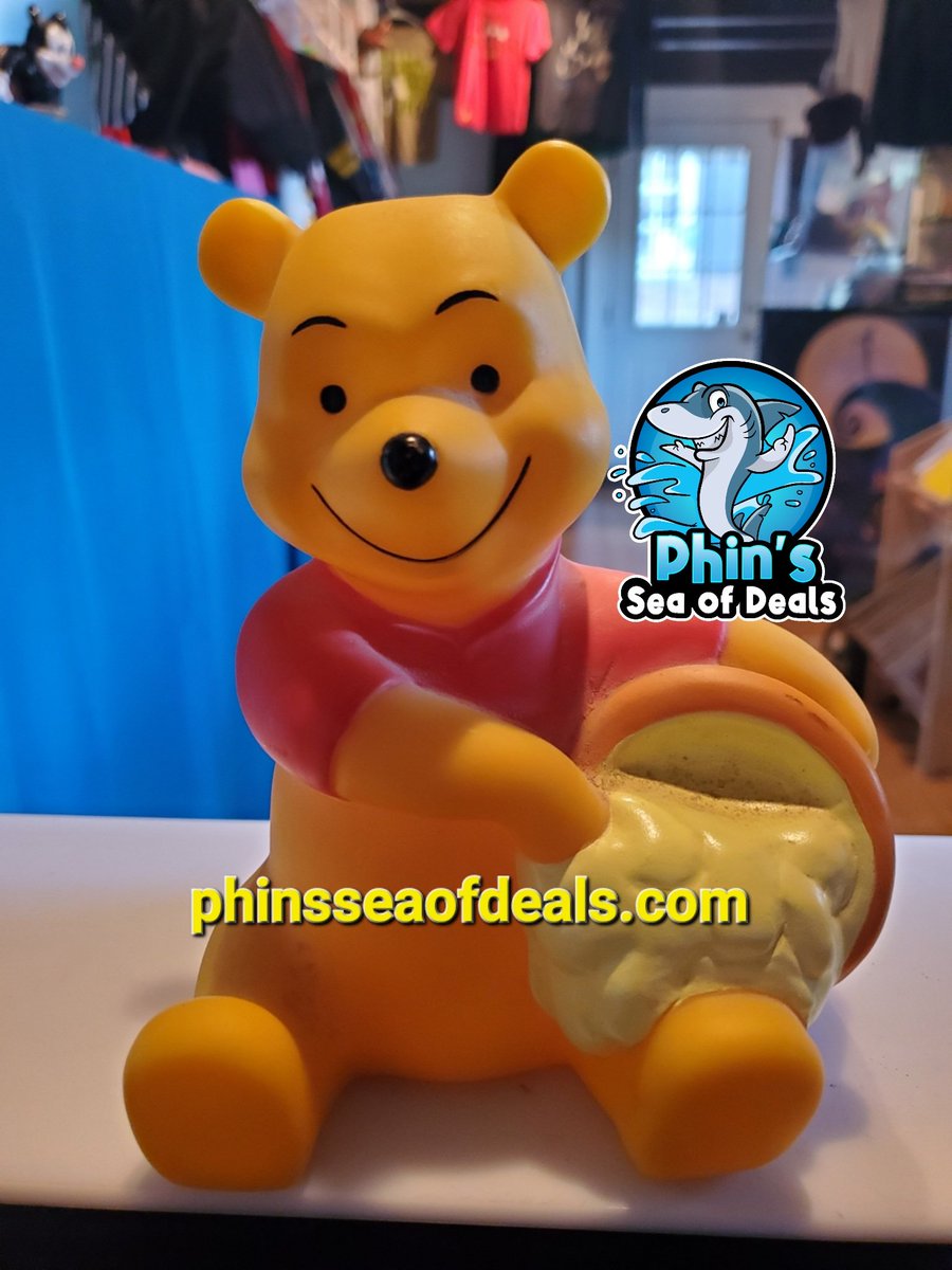 Winnie the Pooh bank from Disney
About 6.5 inches 

Phinsseaofdeals.com 

#Phinsseaofdeals #Disney #winniethepooh #winniethepoohday #winniethepoohcollection #winniethepoohandfriends #winniethepoohquotes #washingtoncountypa #washingtonpa #mcmurraypa #pittsburghsmallbusiness