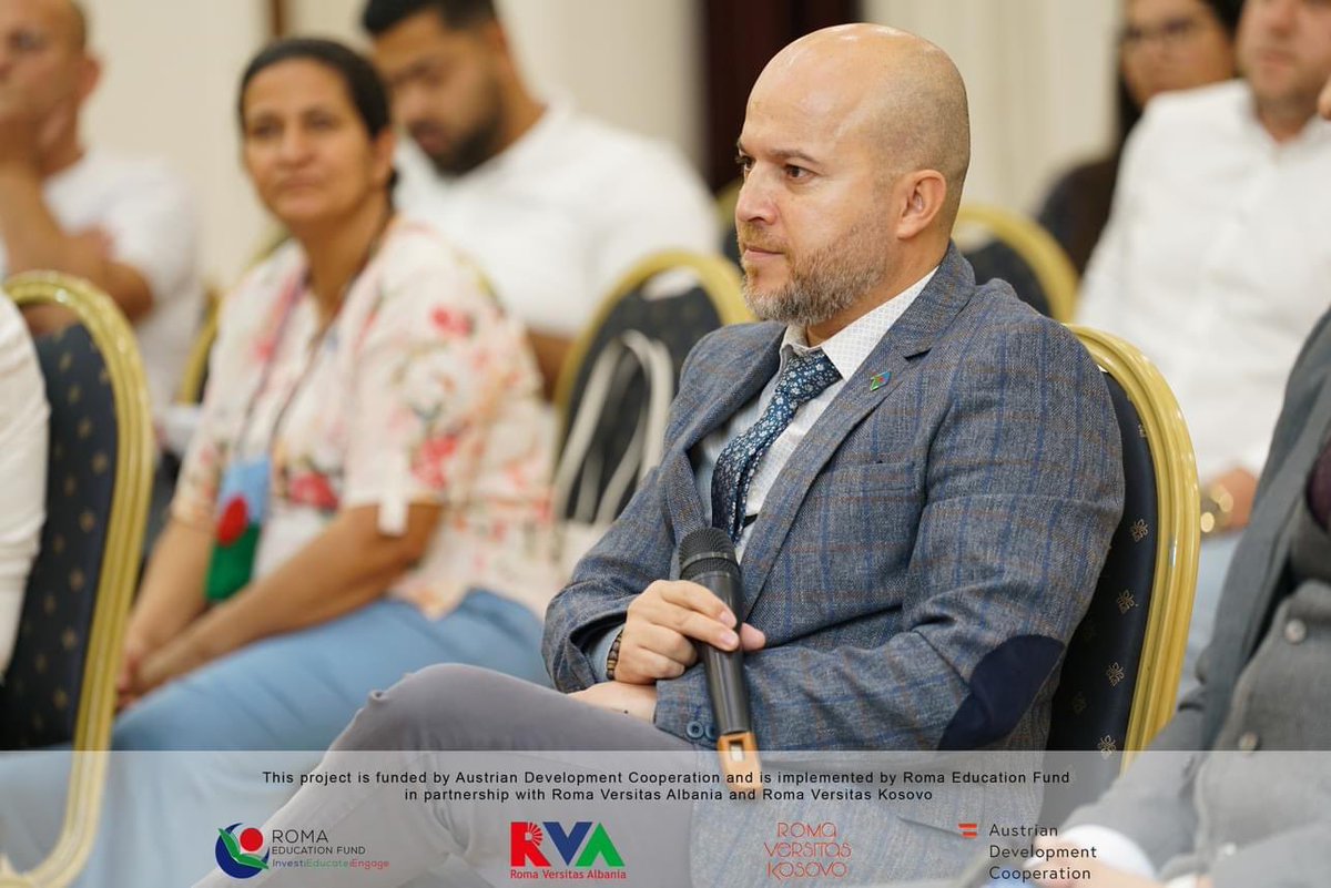 RomaVersitasAL's tweet photo. πIn the final panel, Desara, Elhami, Erisa, Nurjada and Zarif shared their experiences with the project. π
#WinForVET
@ADCinAlbania
@romaeducation
#romaversitaskosovo
@RomaVersitasAL https://t.co/qgRiLYF7MW