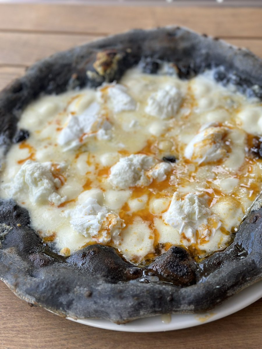 zialuciapizza's tweet image. Spicy 4 Formaggi anyone? Available until Sunday 💥 ps with homemade spicy honey 🌶️ #spicypizza