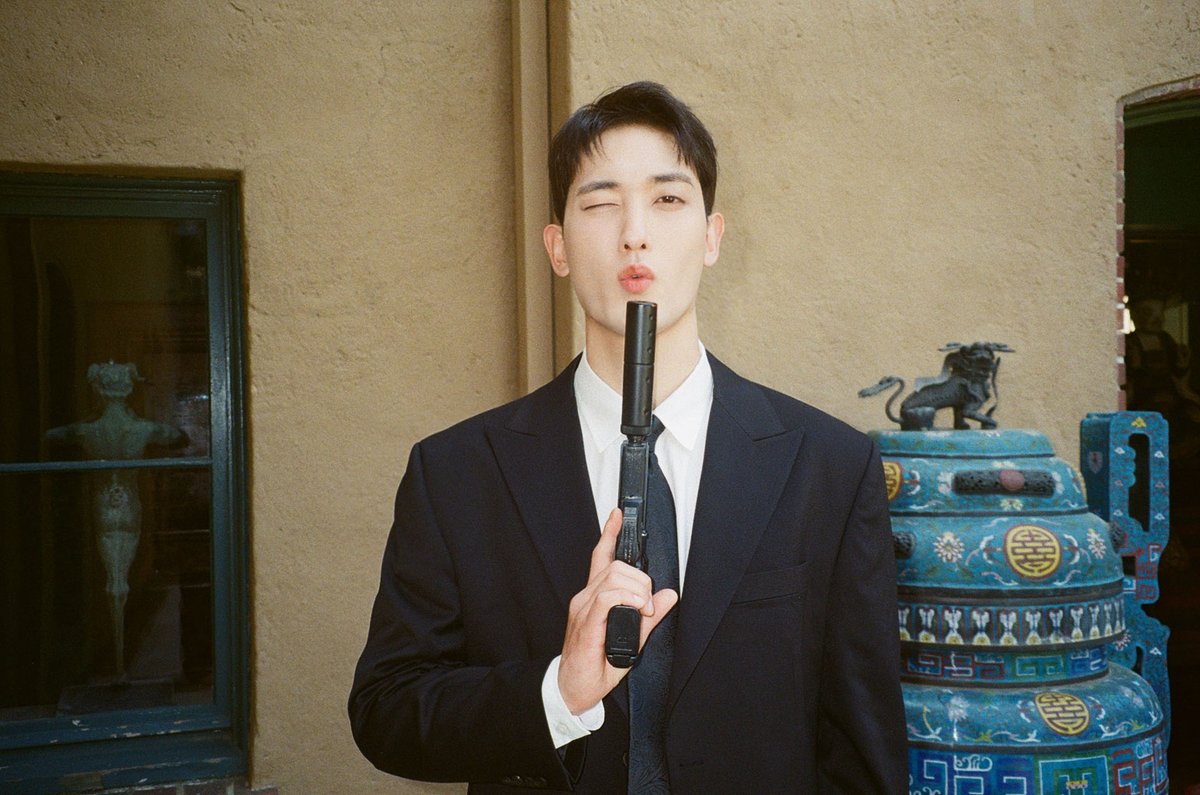 LiziNavarrete_'s tweet image. Ok pero se imaginan a #Ziu en #kingofmaskedsinger
#vav #브이에이브이 #Subcönscióus #subconscious #Designer #vampz