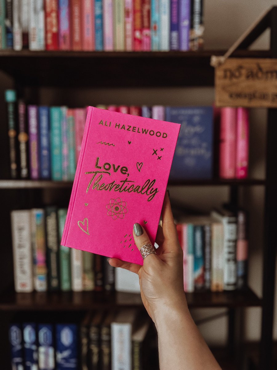 Happy publication day to ‘Love Theoretically’ by the wonderful <a href="/EverSoAli/">Ali Hazelwood (No longer active)</a>! 
⠀⠀⠀⠀⠀⠀⠀⠀⠀
This is one of my current reads right now and I’m absolutely in love with the story so far. 💕✨
Ali doesn’t disappoint with this witty romance that…
•
instagram.com/p/CtcFxPAqG34/