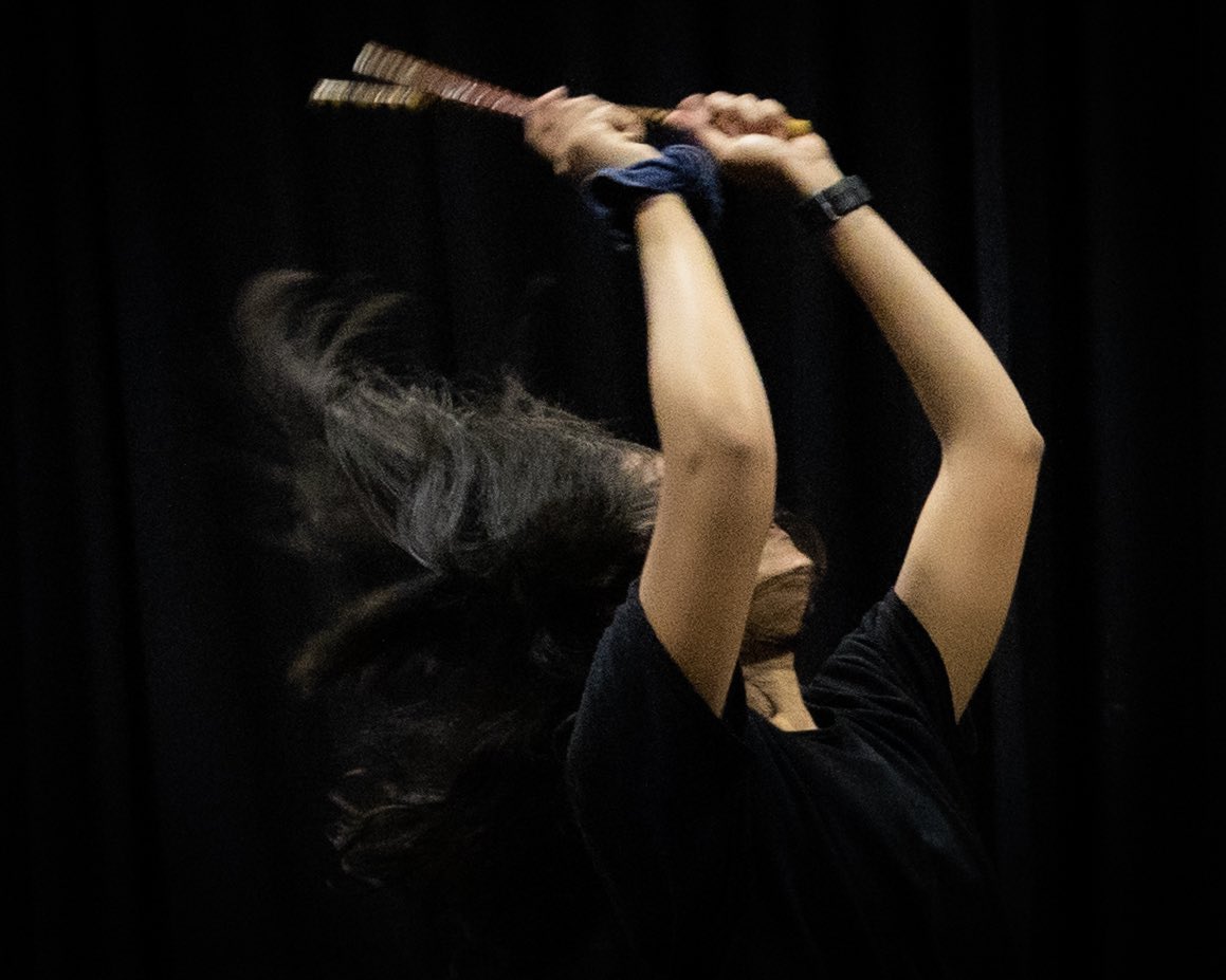 SohayaV's tweet photo. Ohh I’m so frustrated!
Let’s have a #dance then!

#life in @Exodusplay23 
Come see people &amp; #puppets on rocky roads &amp; choppy #seas to #Kenya &amp; #Uganda
Then even more dodgy places to #197Os #UK where #punks #rastas, #union bashers and #Tories fight it out in #London
@RichMixLondon https://t.co/yUb3eu5V4z