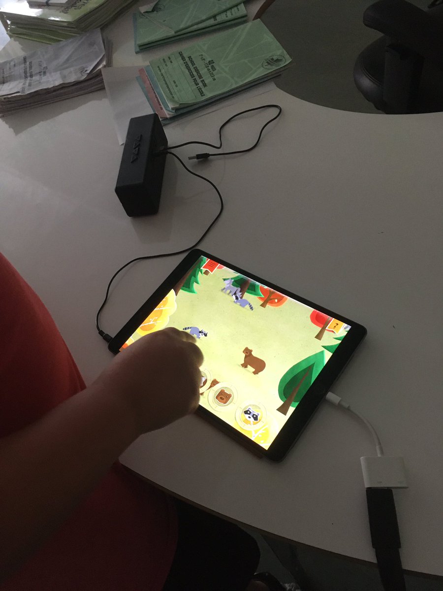 MrPoutineMPB's tweet image. La chasse avec le Petit Champlain @MPaulBaxterOCSB @ocsbBonjour