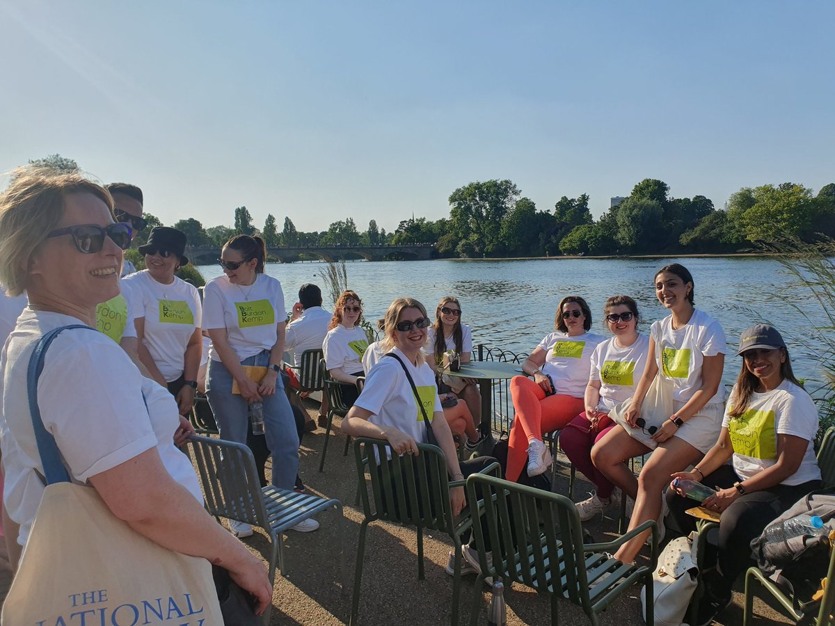 @BoltBurdonKemp regrouping at the half way mark. #LegalWalk #Hydepark