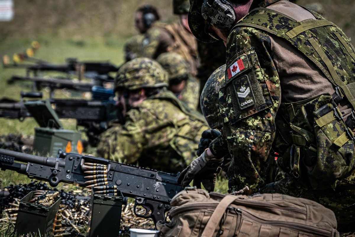 Canadian Army tweet media
