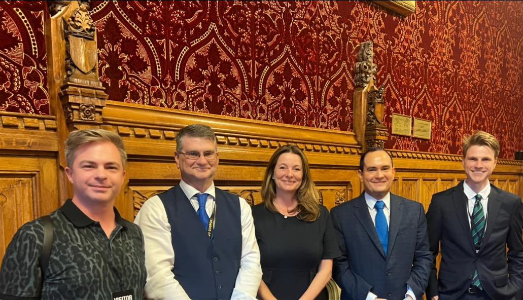 Danny Bowman tweet media