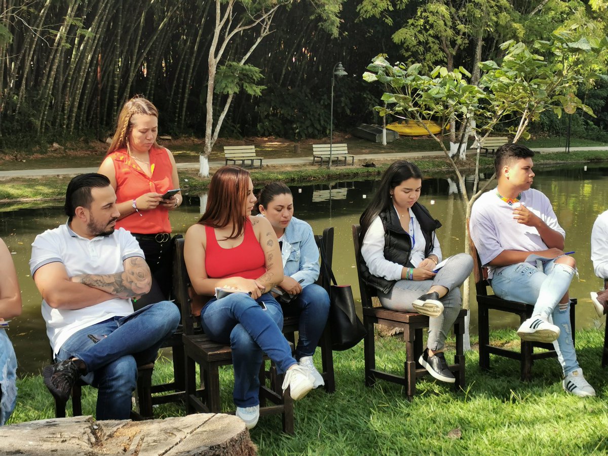 prorisaralda's tweet photo. #Politeia | Hoy con líderes y lideresas de Risaralda, hablamos de acuerdos superiores de territorio. Proceso enriquecedor en el que aprendemos que es posible  transformar el departamento desde la diferencia y la pluralidad. Cuando el propósito es sumar, todos cabemos. https://t.co/T9XfvTHYVb