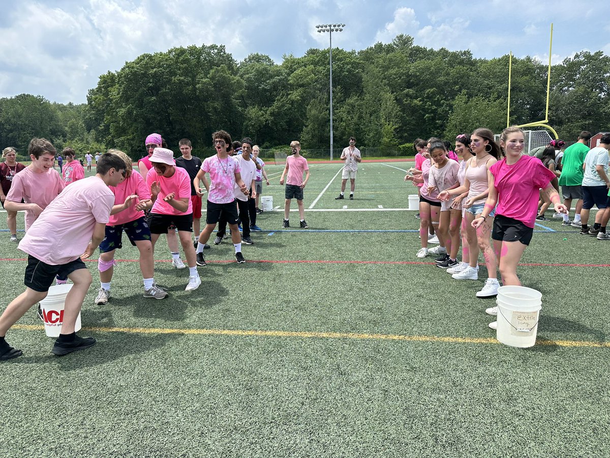 SRO_Rokas's tweet photo. It was great day for field day !!! #dunktank #fieldday2023 #mybuddy🧡 https://t.co/ijD6qhlrBg