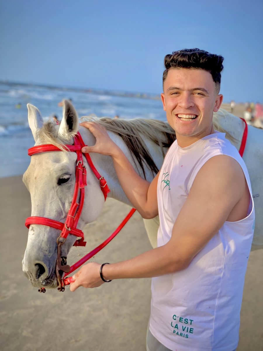 وقلبي في حب الخيل ميال ..🧡🖇️