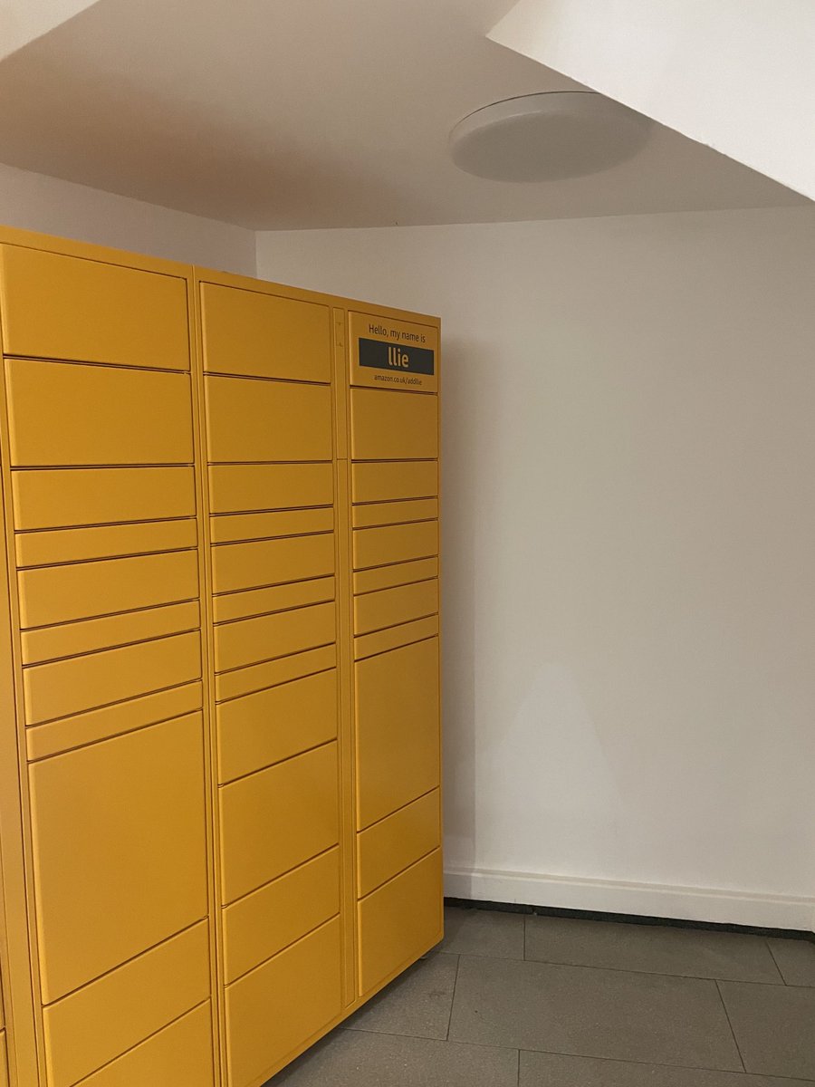 AlisonFS5's tweet image. ⁦@AmazonHelp⁩ this is in the building I work in and doesn’t seem available. Please address 🙏🏻 #OBH