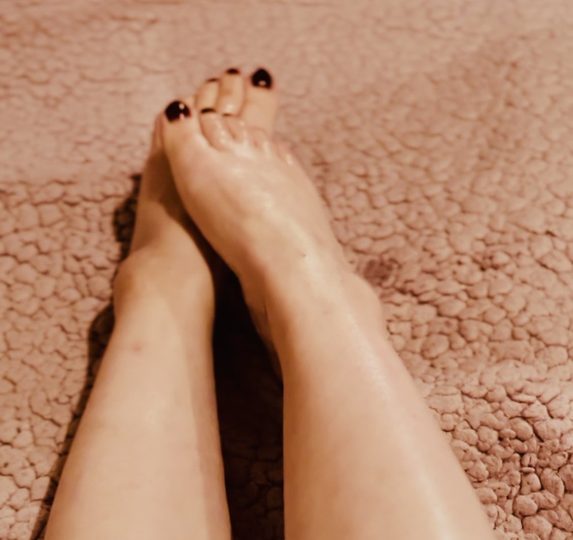 LoveFeetFirst's tweet photo. Follow Me 

https://t.co/Z0nlen9Odm

#follow #FolloMe #followme #feet #feetfinder #feetpic #FeetPicture #onlyfans #onlyfansFree #sexyfeet #beautiful https://t.co/aKIt9vyy35