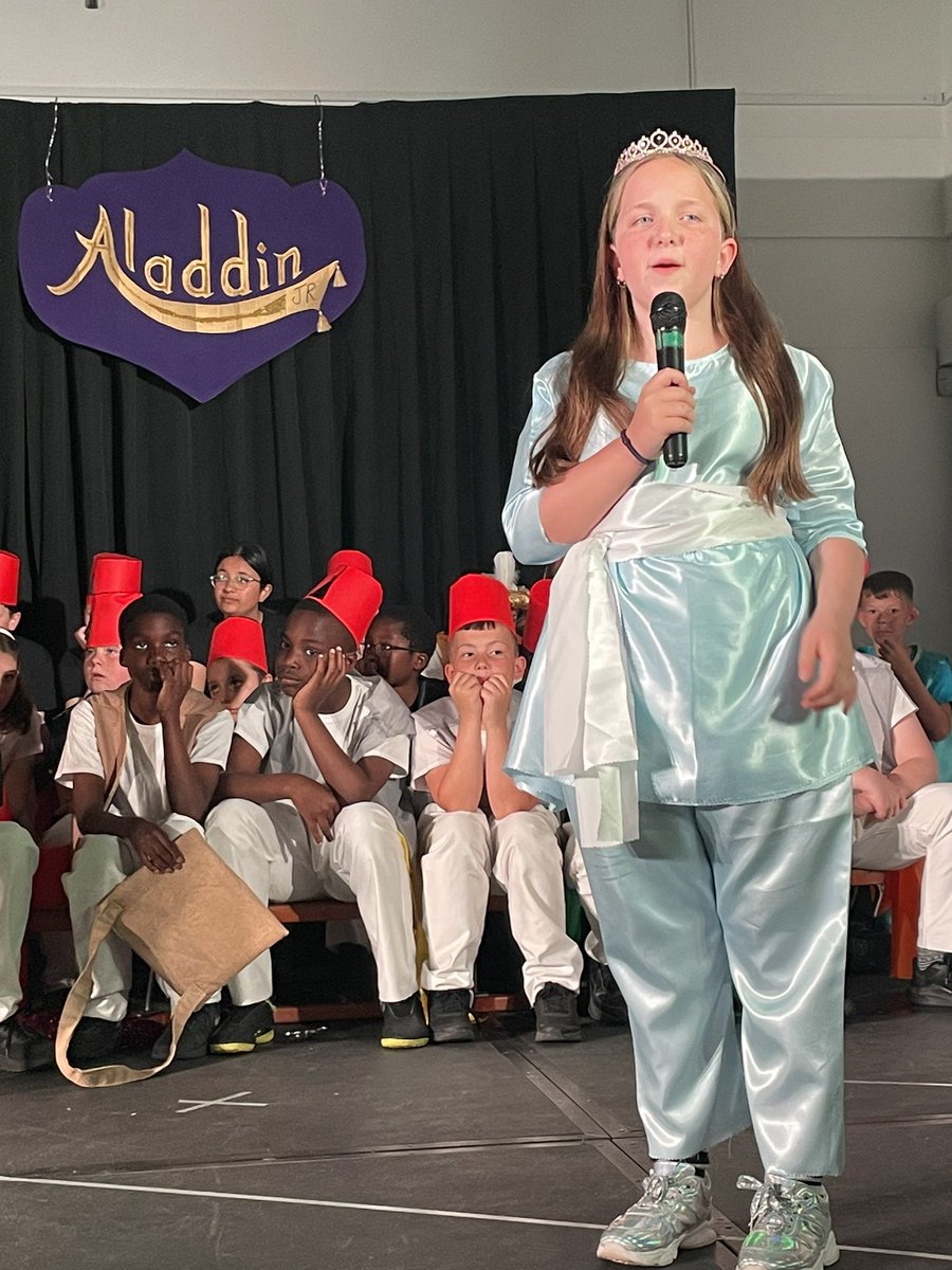 MissFlorenceCV's tweet photo. Dress rehearsal was a great success 👏🏼 Make sure you contact the office to get your tickets for Aladdin! @Castleview_PS @MissWhiteCV @MissMcGroryCV @cv_doyle @FJ_TaylorCV https://t.co/Pkpy7HMEne