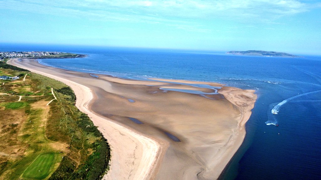 The South Strand and Lambay Island😍☀️ right on our doorstep
#Rush #Lambay #Beach