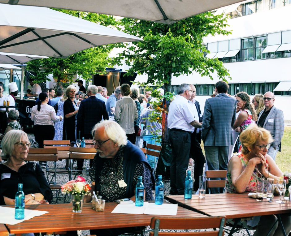 Und weil es gestern sooooo schön war! Hier noch ein paar Bilder von der  Bröckemännche-Preisverleihung 2023 an <a href="/Germanwatch/">Germanwatch</a>! (Bilder: Ayse Tasci/BMC)