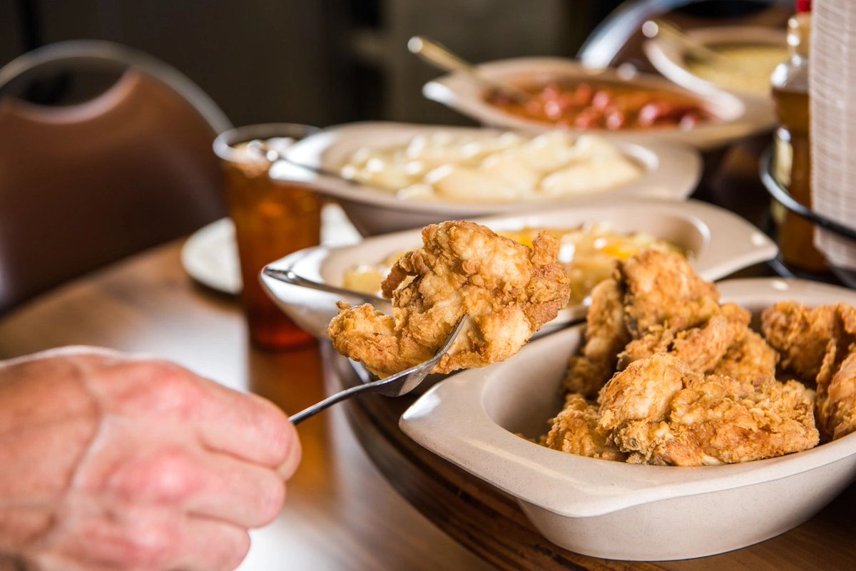 BucknersRstrnt's tweet photo. It may be hard to believe we can pack so much flavor into one dish, but our all-you-can-eat fried chicken is not too good to be true. Come join us for a bite! https://t.co/svRbeYf7EB
