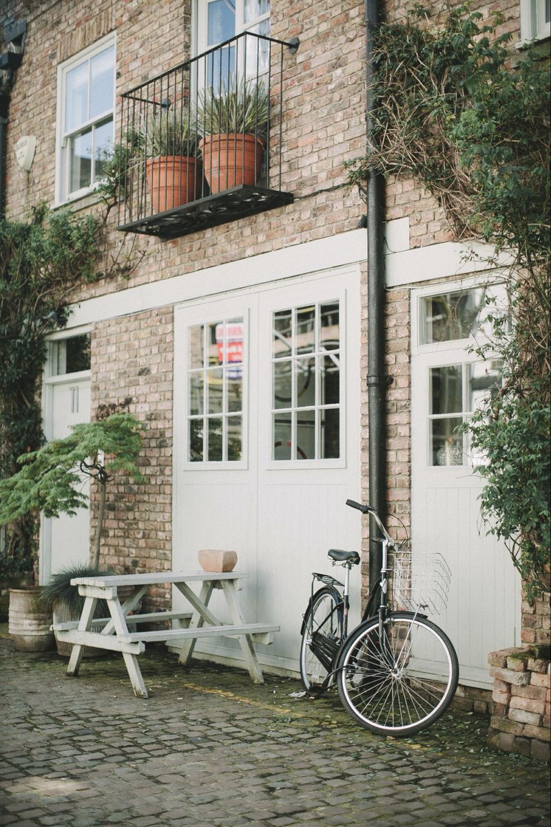 JosephBonitati1's tweet photo. Did you know your home's equity can be a valuable tool when it comes to financial planning? You can gain equity each time you make a payment towards your mortgage or when the market indicates rising home prices in your area. https://t.co/8anKgPcMit