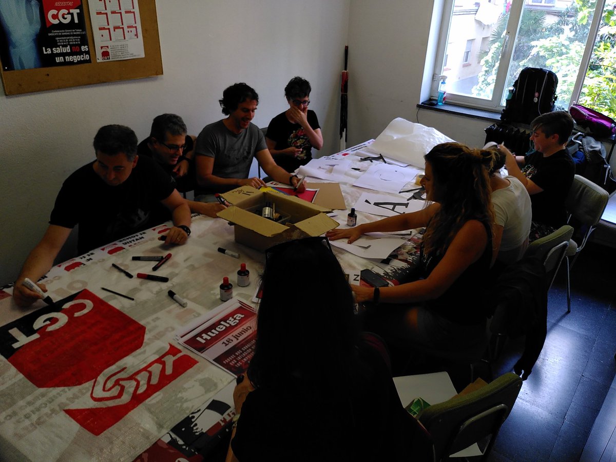 Con la sección de <a href="/cgtaltenmadrid/">ALTEN CGT</a> y compas de <a href="/Informatica_CGT/">Informática CGT</a> estamos preparando la manifestación de #HuelgaTIC en #Madrid para el #16J #elIPCnosAsfixia #GetronicsNosCongela
Edificio Teléfonica en Gran Vía 28 a las 11:30!!