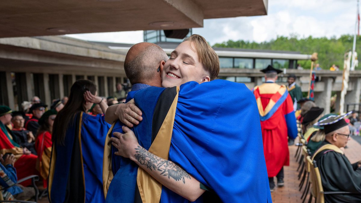 Final #TrentU Convocation Ceremony at the Peterborough Campus!

@trentudurham ceremonies kick off Friday! 🎓

See all ceremony galleries bit.ly/3oS4Tk9