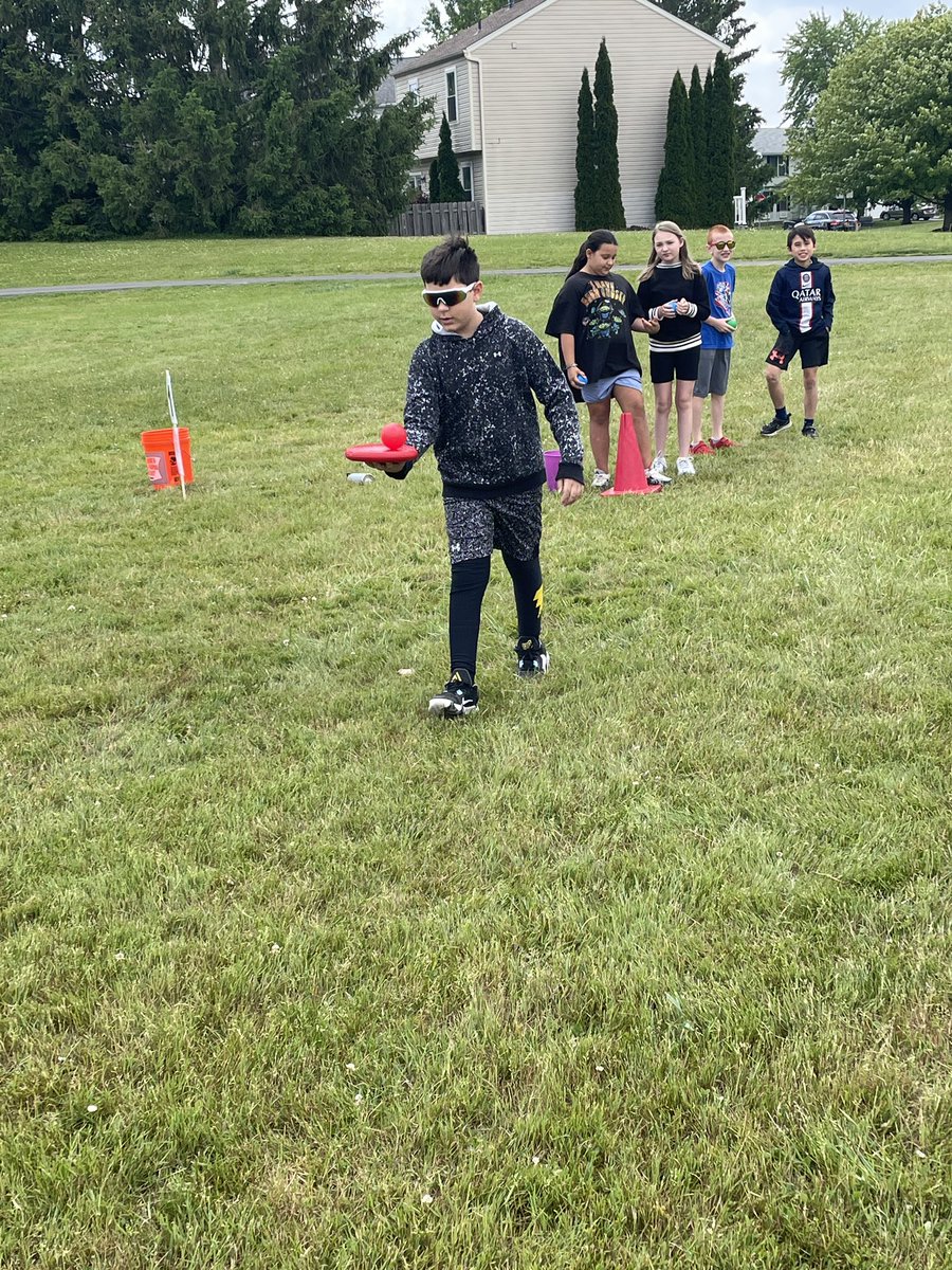 NMurphySRE's tweet photo. Field Day Fun! #Monthoffun #Warriorsatwork https://t.co/JitpHt2KeQ