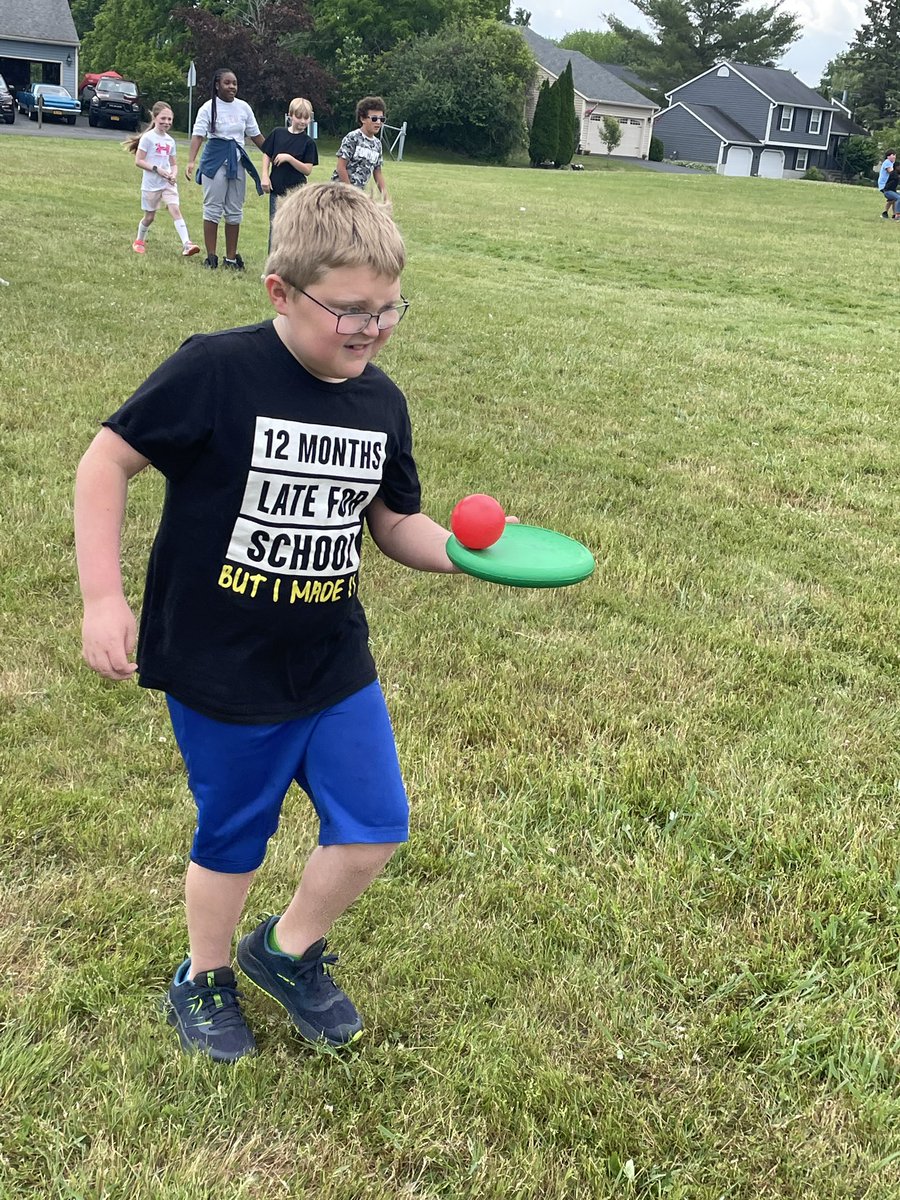 NMurphySRE's tweet photo. Field Day Fun! #Monthoffun #Warriorsatwork https://t.co/JitpHt2KeQ
