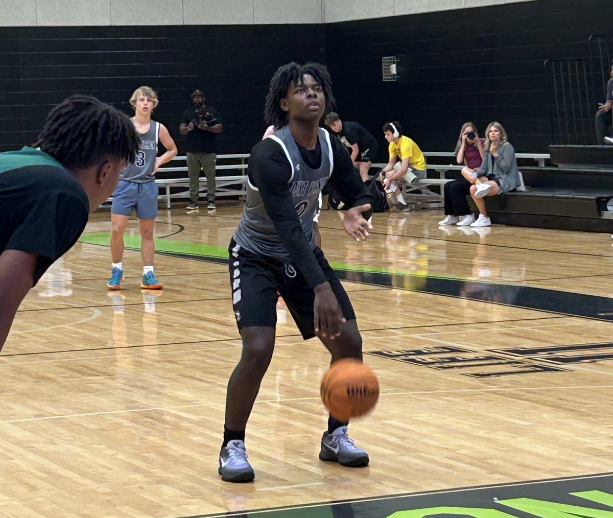 Relentless Hoops tweet media