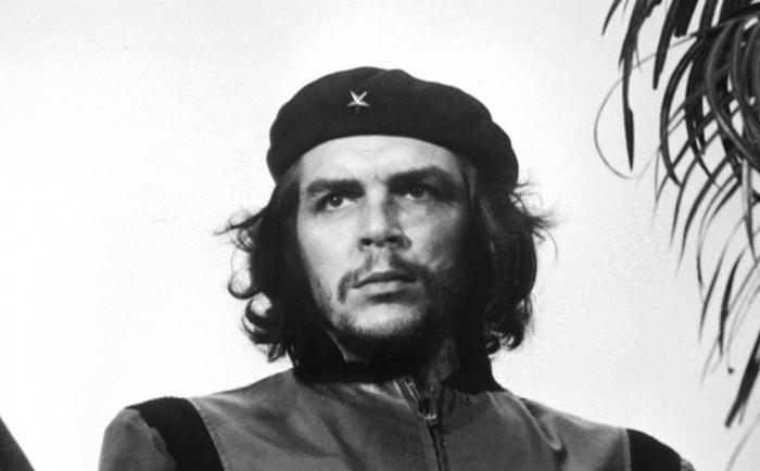 La presencia del legado humanista del Che constituye un basamento  ideológico imprescindible que, como cubanos, llevamos siempre, pero  sobre todo como el poderoso valladar de los principios

👉pcc.cu/noticias/che-i… #Cuba #ComoElChe