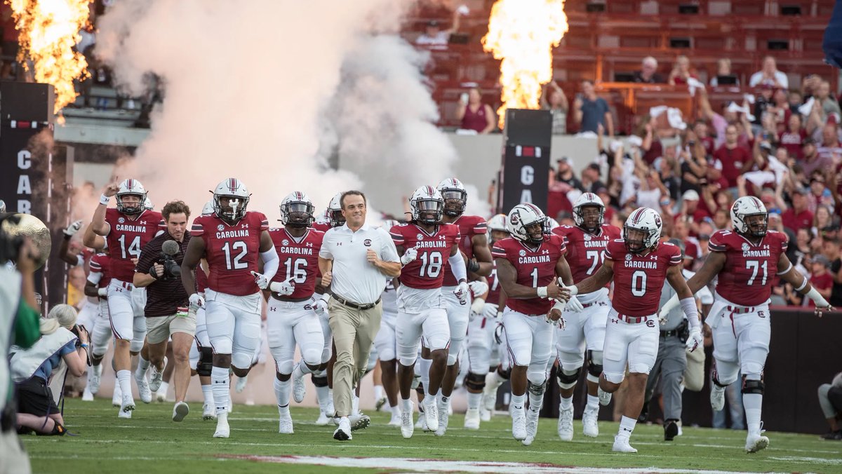 david_bucey's tweet image. Blessed is an understatement!!! Extremely excited to receive an offer from the University of South Carolina‼️‼️‼️✝️✝️✝️ @bobiewoodward @wedding_daniel @memphisj7 @thatwmbell36 @CoachCBoyle @BVEvery @WrightJody @togray14 @TaylorLEdwards @CoachSBeamer @GamecockFB @RecruitGeorgia