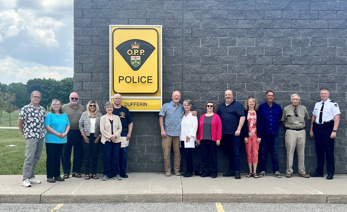 If you’ve lived in <a href="/DufferinCounty/">Dufferin County</a> for a while you may recognize some off these familiar faces. Great caching up with our retired #DufferinOPP members. We may be getting older but the stories never get old 🤣 #family #community ^tp