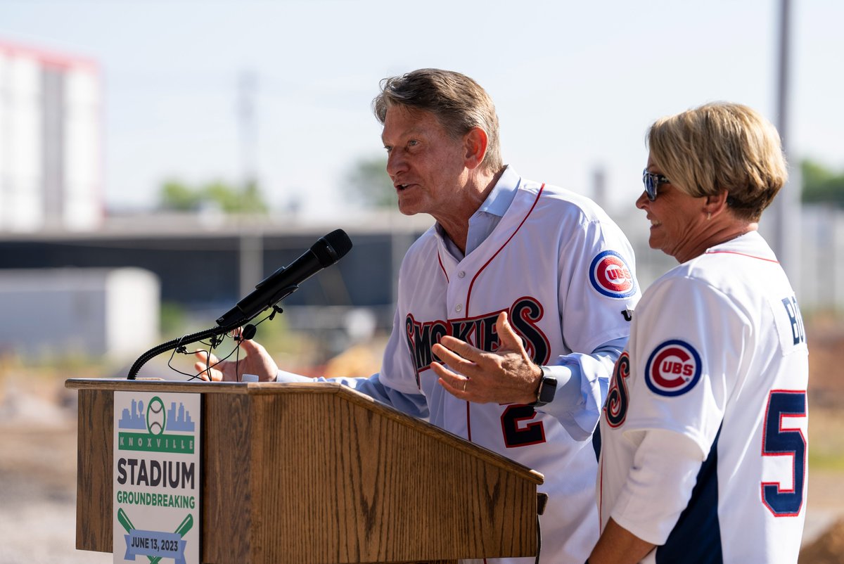 moxcar's tweet image. Partners of the multi-use stadium are swinging for the (soon-to-be-built) fences! 🏟️ Today, our community celebrated the official groundbreaking of the venue. 🏗️ By 2025, the Knoxville Smokies will be settling into the team’s new home base and many exciting events will echo…