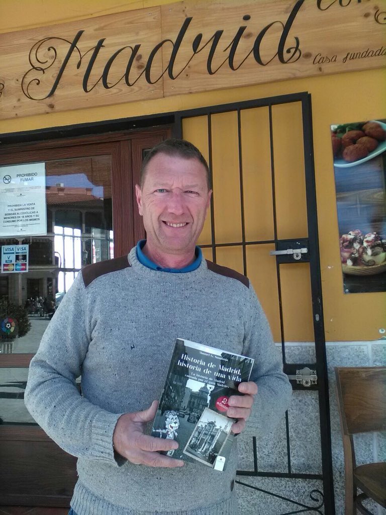 El Gato Madriles de <a href="/ManoloGSanahuja/">Manolo Garcia</a> se pasó por el Bar Madrid de #Ciempozuelos y dejó HISTORIA DE MADRID, HISTORIA DE UNA VIDA para que la lean todos sus clientes mientras degustan sus riquísimas viandas en las <a href="/ViasLiterarias/">Fernando Cotta Escritor</a> de BarriosdeLetras