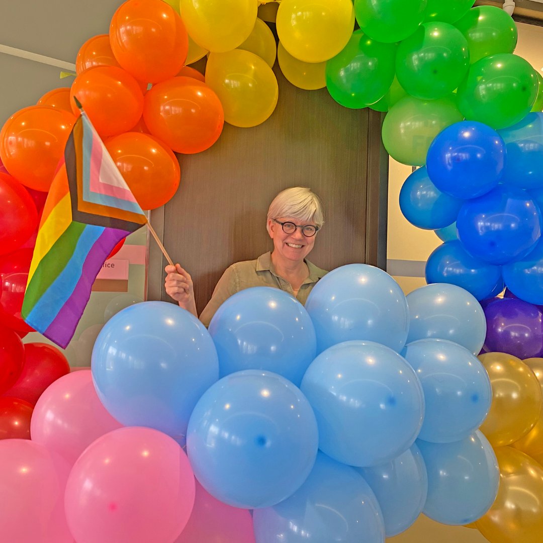 UofTLaw's tweet image. Happy #DisplayYourPride from #UofTLaw Dean Jutta Brunnée ❤️🧡💛💚💙💜