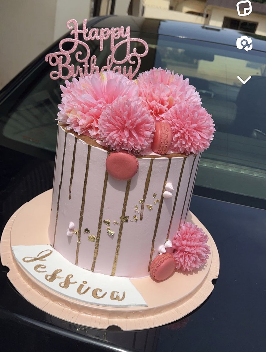 EdenTurks's tweet photo. Need a cake for any occasion? Text me π€ very nice and affordable
#copacake #cakesinkumasi https://t.co/eRI7IlPYy7