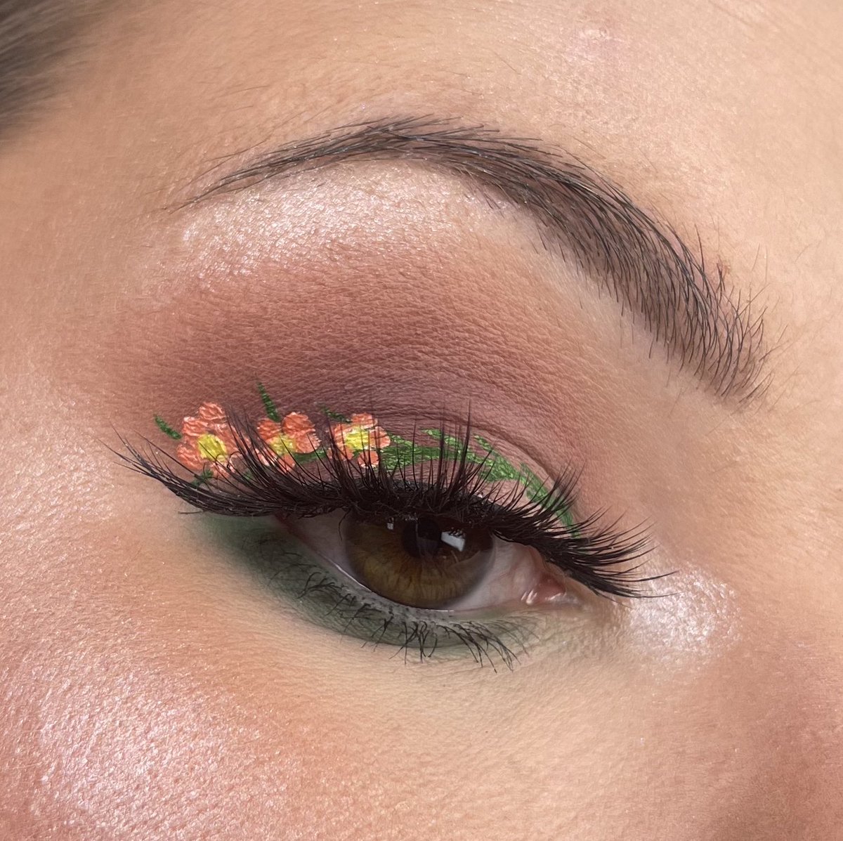 glambycat's tweet photo. Taylor Swift Album Series-evermore🌼
@taylorswift13 #makeup #makeupartist #TaylorSwift #TaylorSwiftErasTour
Eyes: @blendbunnycos @Glamierre @suvabeauty
Lips: @ColourPopCo @BuxomCosmetics
Face: @tartecosmetics @jaclyncosmetics @OFRACosmetics @rarebeauty @fentybeauty @BenefitBeauty https://t.co/7gXC28erAw