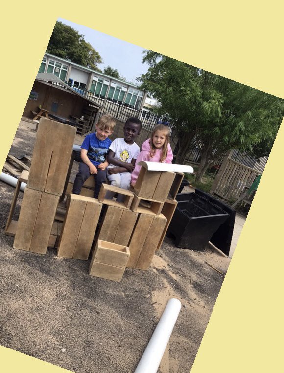 A castle fit for kings and queens! #blocksrock #blockplay #outdoorplay #outdoorblocks #imagination #creativity