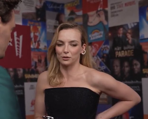 guys her arm😵‍💫😵‍💫